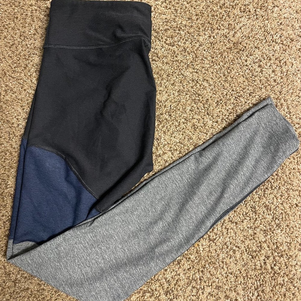 Outdoor Voices Spring 7/8 Legging - Medium